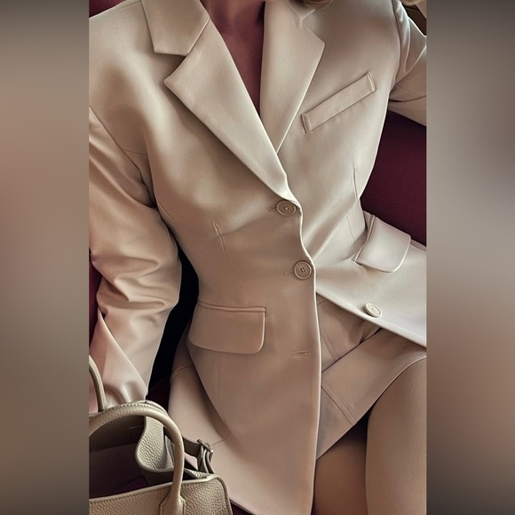 NWT Helsa Recycled Twill S Curve Jacket Blazer Fitted Hourglass Light Khaki Tan - Picture 8 of 14